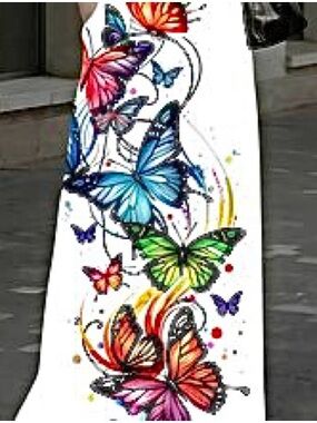 White Butterfly Print Maxi Skirt. Size M. NWT.